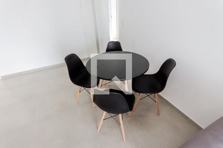 Mesa  de apartamento para alugar com 2 quartos, 52m² em Vila São Pedro, Santo André