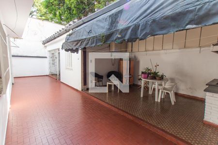 Casa à venda com 330m², 3 quartos e 3 vagasQuintal