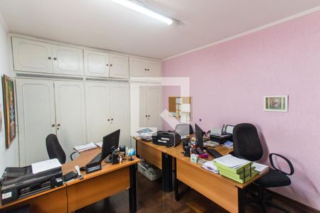 Casa à venda com 330m², 3 quartos e 3 vagasQuarto 2 / Escritório 