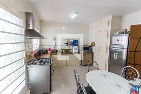 Casa à venda com 330m², 3 quartos e 3 vagasCozinha