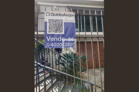 Casa à venda com 330m², 3 quartos e 3 vagasPlaca