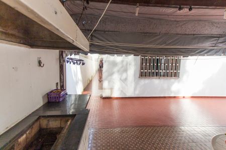 Casa à venda com 330m², 3 quartos e 3 vagasQuintal