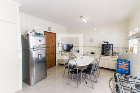 Casa à venda com 330m², 3 quartos e 3 vagasCozinha