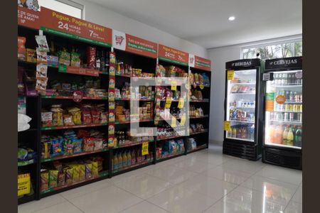 Apartamento à venda com 66m², 2 quartos e 2 vagasMercado Conveniência