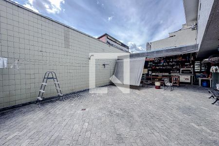 Casa à venda com 400m², 5 quartos e 8 vagasÁrea externa