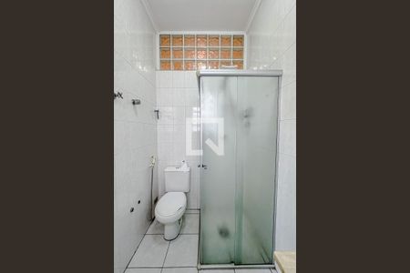 Casa à venda com 400m², 5 quartos e 8 vagasBanheiro da Suíte 4