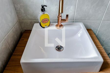 Casa à venda com 400m², 5 quartos e 8 vagasBanheiro da Suíte 2