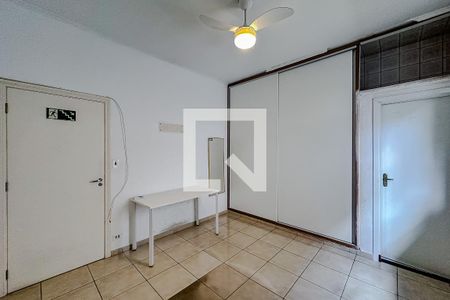 Casa à venda com 400m², 5 quartos e 8 vagasQuarto 4 - Suíte