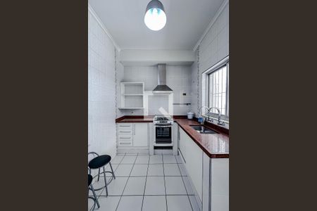 Casa à venda com 400m², 5 quartos e 8 vagasCozinha