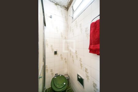 Casa à venda com 380m², 3 quartos e 5 vagas Casa à venda com 380m², 3 quartos e 5 vagasBanheiro da suíte 01