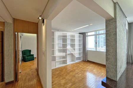 Corredor de apartamento para alugar com 2 quartos, 106m² em Boa Viagem, Belo Horizonte