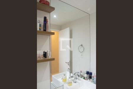 Apartamento à venda com 125m², 2 quartos e 1 vaga Apartamento à venda com 125m², 2 quartos e 1 vagaBanheiro quarto 2