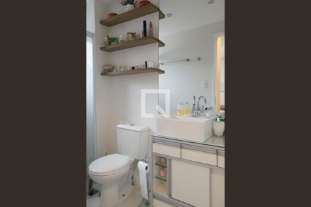 Apartamento à venda com 125m², 2 quartos e 1 vaga Apartamento à venda com 125m², 2 quartos e 1 vagaBanheiro quarto 2