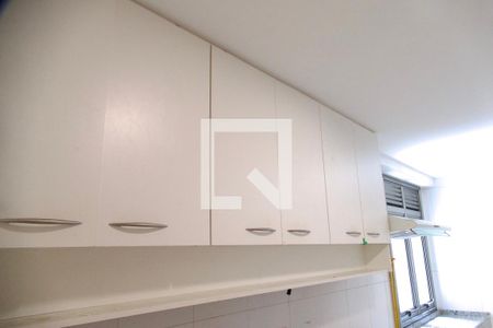Apartamento para alugar com 200m², 4 quartos e 2 vagas Apartamento para alugar com 200m², 4 quartos e 2 vagasCozinha