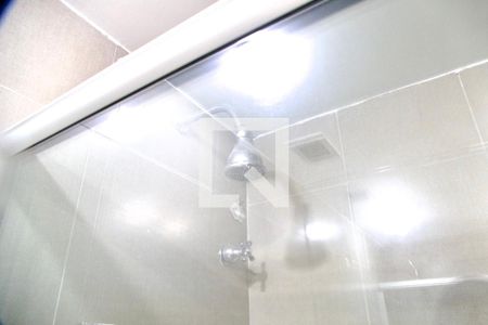 Apartamento à venda com 200m², 4 quartos e 2 vagas Apartamento à venda com 200m², 4 quartos e 2 vagasSuíte banheiro