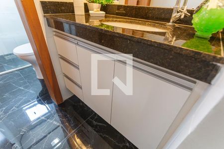 Apartamento à venda com 154m², 3 quartos e 2 vagas Apartamento à venda com 154m², 3 quartos e 2 vagasArmário do Banheiro Social