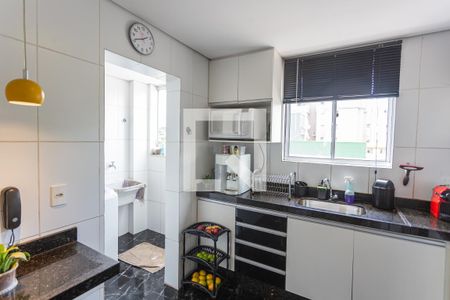 Apartamento à venda com 154m², 3 quartos e 2 vagas Apartamento à venda com 154m², 3 quartos e 2 vagasCozinha