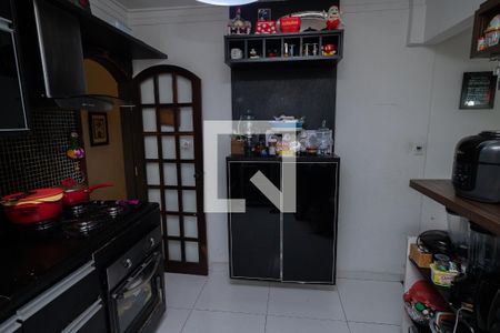 Casa à venda com 220m², 3 quartos e 3 vagas Casa à venda com 220m², 3 quartos e 3 vagasCozinha