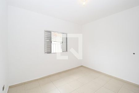 Quarto 2 de casa para alugar com 2 quartos, 75m² em Chora Menino, São Paulo