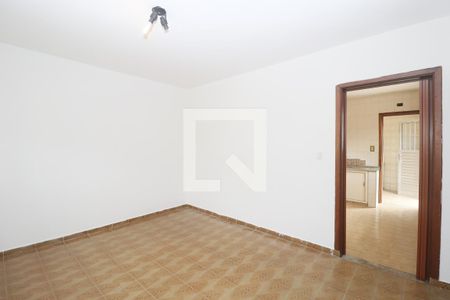 Sala de casa para alugar com 2 quartos, 75m² em Chora Menino, São Paulo