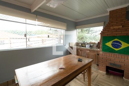 Casa à venda com 250m², 1 quarto e sem vaga Casa à venda com 250m², 1 quarto e sem vagaChurrasqueira