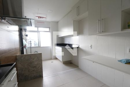 Apartamento à venda com 206m², 3 quartos e 2 vagasCozinha
