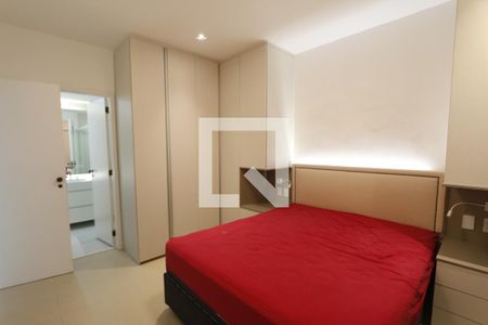 Apartamento à venda com 206m², 3 quartos e 2 vagasSuíte 2