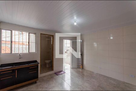 Cozinha  de casa para alugar com 1 quarto, 32m² em Vila Marieta, São Paulo