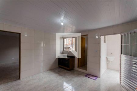 Cozinha  de casa para alugar com 1 quarto, 32m² em Vila Marieta, São Paulo