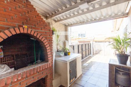 Casa à venda com 120m², 3 quartos e 2 vagasQuintal