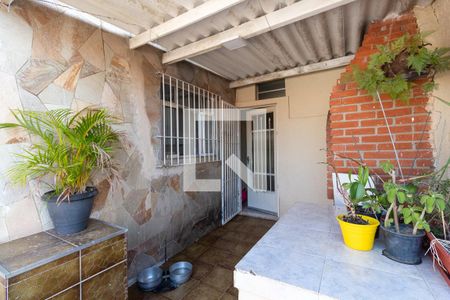 Casa à venda com 120m², 3 quartos e 2 vagasQuintal