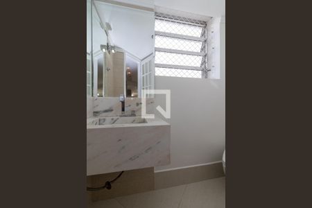 Apartamento à venda com 285m², 4 quartos e 2 vagas Apartamento à venda com 285m², 4 quartos e 2 vagasLavabo