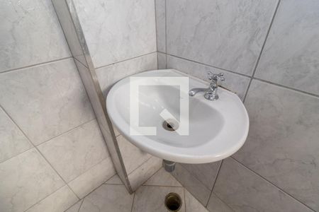 Apartamento à venda com 285m², 4 quartos e 2 vagas Apartamento à venda com 285m², 4 quartos e 2 vagasQuarto e Banheiro de Serviço