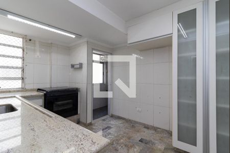 Apartamento à venda com 285m², 4 quartos e 2 vagas Apartamento à venda com 285m², 4 quartos e 2 vagasCozinha