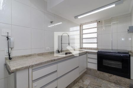 Apartamento à venda com 285m², 4 quartos e 2 vagas Apartamento à venda com 285m², 4 quartos e 2 vagasCozinha