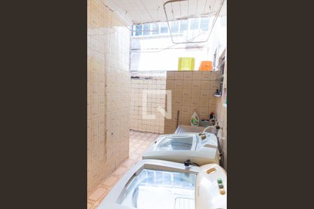 Apartamento à venda com 110m², 2 quartos e 1 vaga Apartamento à venda com 110m², 2 quartos e 1 vagaÁrea de Serviço