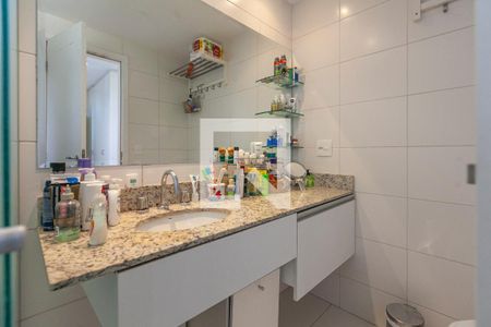 Apartamento à venda com 168m², 4 quartos e 2 vagas Apartamento à venda com 168m², 4 quartos e 2 vagasBanheiro do Quarto 3