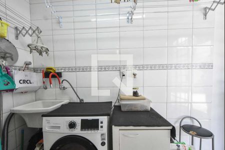 Casa à venda com 100m², 3 quartos e 2 vagasLavanderia 