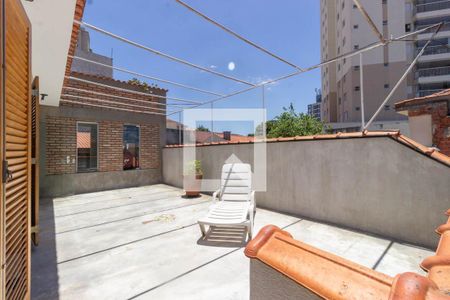 Casa à venda com 250m², 4 quartos e 4 vagasVaranda Suíte 2