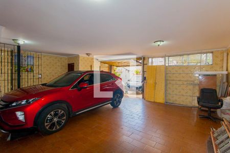 Casa à venda com 300m², 4 quartos e 7 vagas Casa à venda com 300m², 4 quartos e 7 vagasGaragem