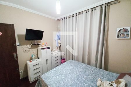 Casa à venda com 460m², 3 quartos e 3 vagas Casa à venda com 460m², 3 quartos e 3 vagasQuarto 2