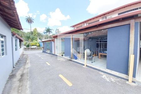 Casa à venda com 460m², 3 quartos e 3 vagas Casa à venda com 460m², 3 quartos e 3 vagasExtensão da propriedade