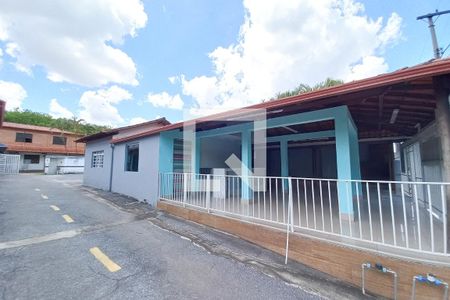 Casa à venda com 460m², 3 quartos e 3 vagas Casa à venda com 460m², 3 quartos e 3 vagasExtensão da propriedade
