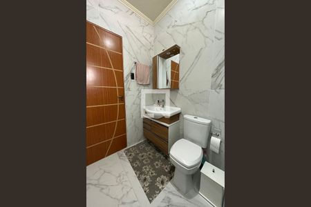 Casa à venda com 161m², 3 quartos e 2 vagasBanheiro