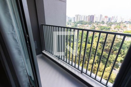 Varanda de kitnet/studio para alugar com 1 quarto, 26m² em Brooklin, São Paulo