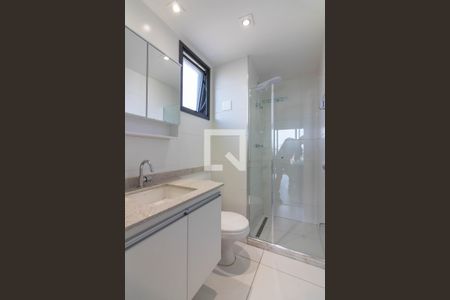 Banheiro  de kitnet/studio para alugar com 1 quarto, 26m² em Brooklin, São Paulo