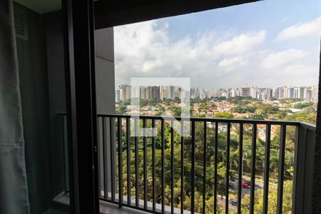 Varanda de kitnet/studio para alugar com 1 quarto, 26m² em Brooklin, São Paulo