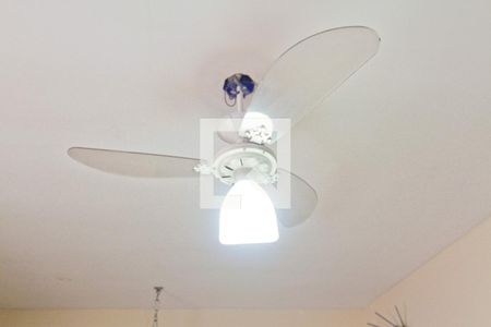 Casa à venda com 220m², 3 quartos e 3 vagas Casa à venda com 220m², 3 quartos e 3 vagasQuarto 2