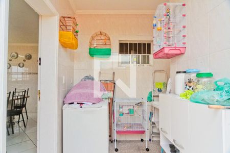 Casa à venda com 220m², 3 quartos e 3 vagas Casa à venda com 220m², 3 quartos e 3 vagasÁrea de Serviço