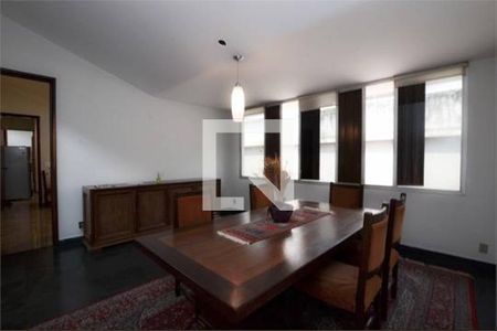 Casa à venda com 600m², 4 quartos e 4 vagas